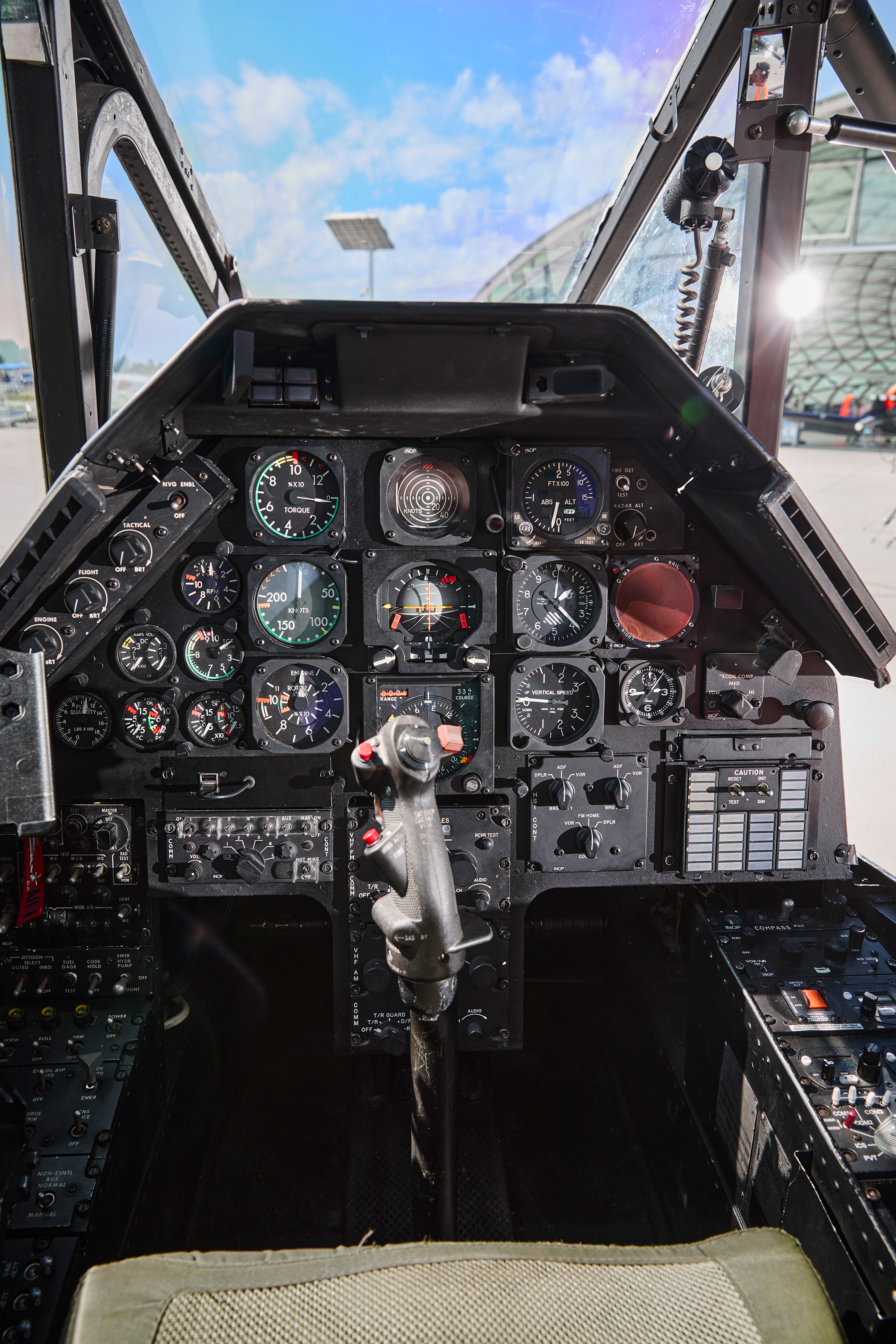 Bell Cobra 209/AH-1F